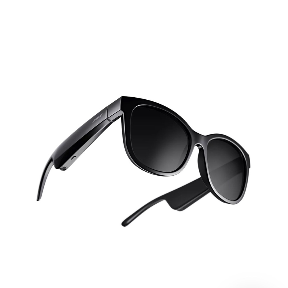 Brand new still in box. Soprano style Bose sun glasses!